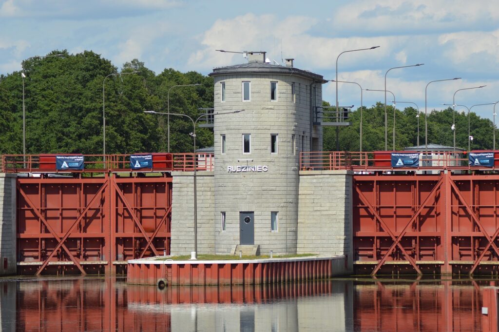 授乳中に使用する美顔器について相談が必要なのはなぜ？