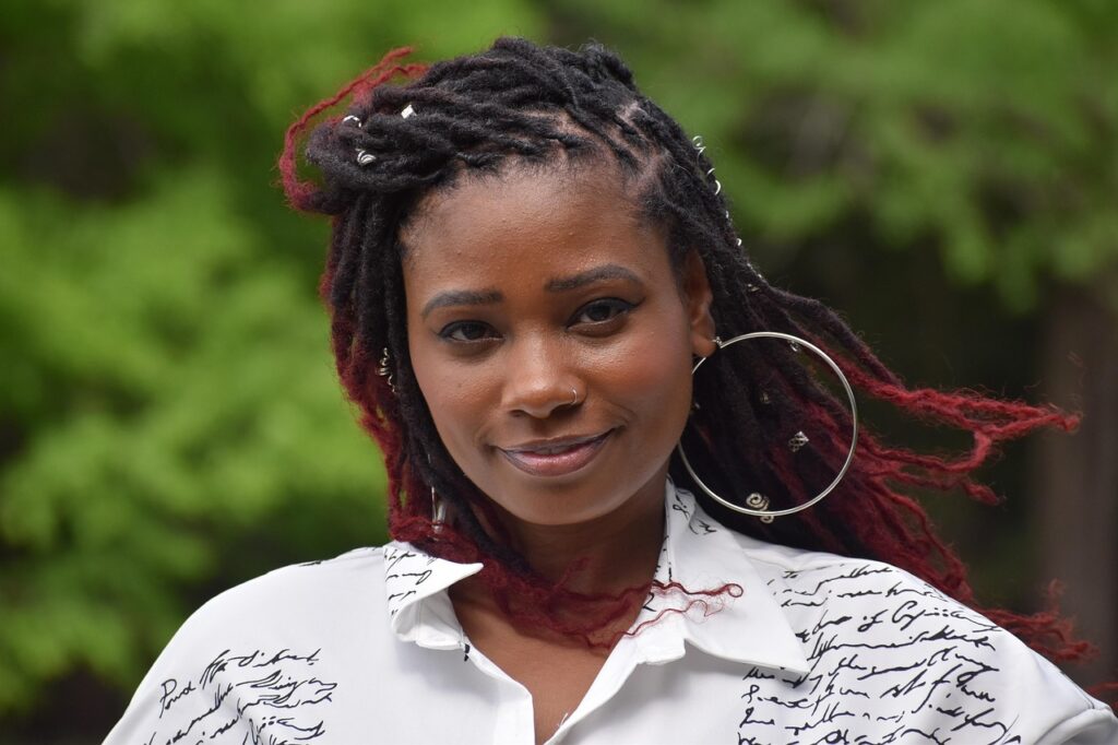 20代前半向けの美顔器で解決する悩みとは別に何がある？