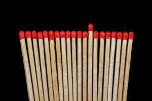 美顔器の比較で見るべきヘッド形状と当てやすさは？